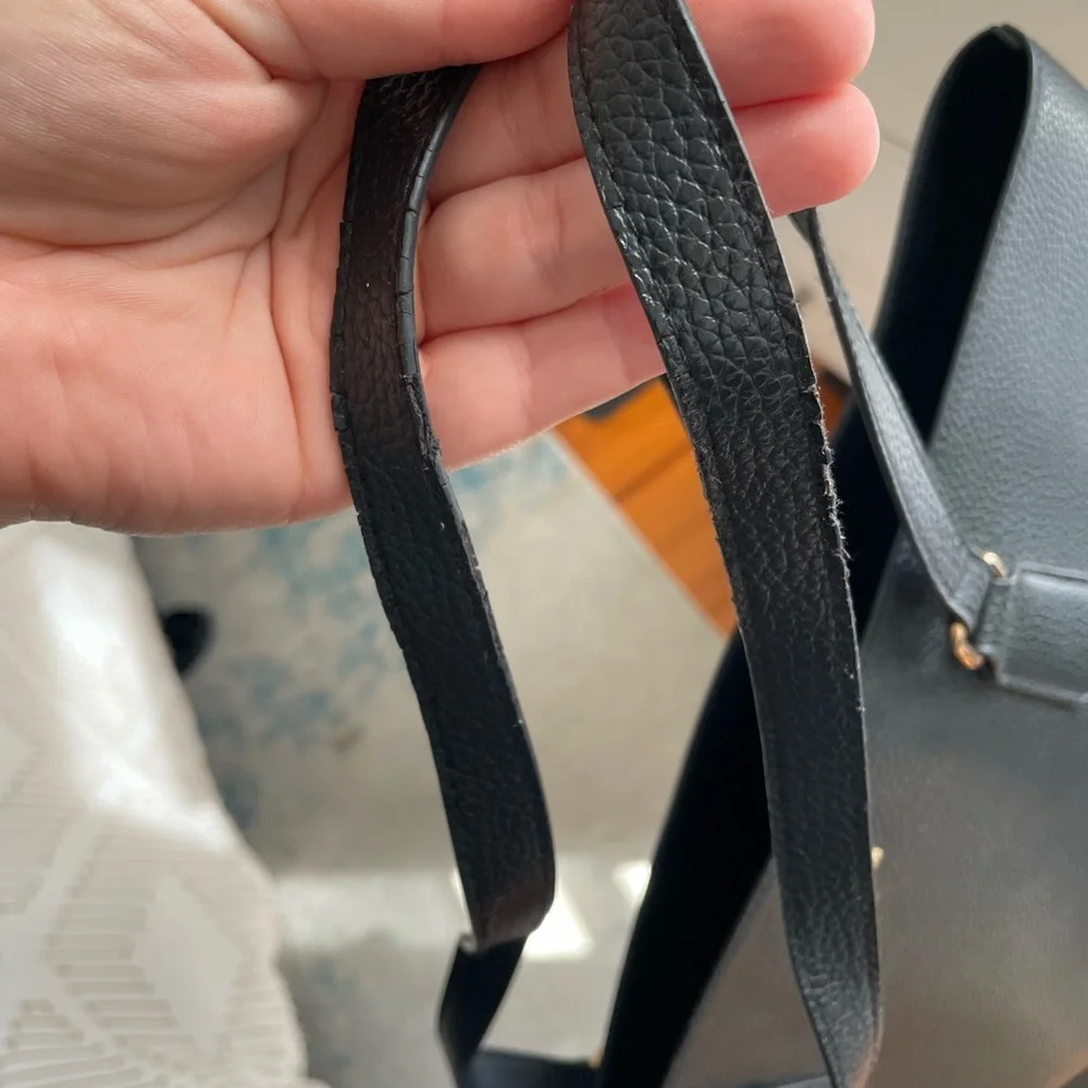 White House Black Market Tote Purse - Picture 7 of 8